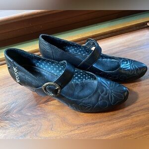 Black Pikolinos Leather Women's Mary Jane Shoes